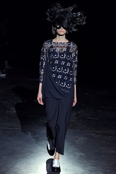 Look 22